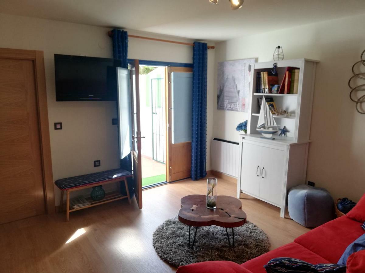Apartamento La Muralla De リャネス エクステリア 写真