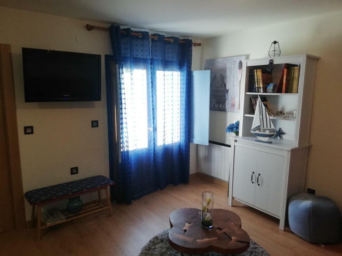 Apartamento La Muralla De リャネス エクステリア 写真