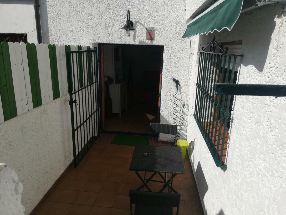Apartamento La Muralla De リャネス エクステリア 写真