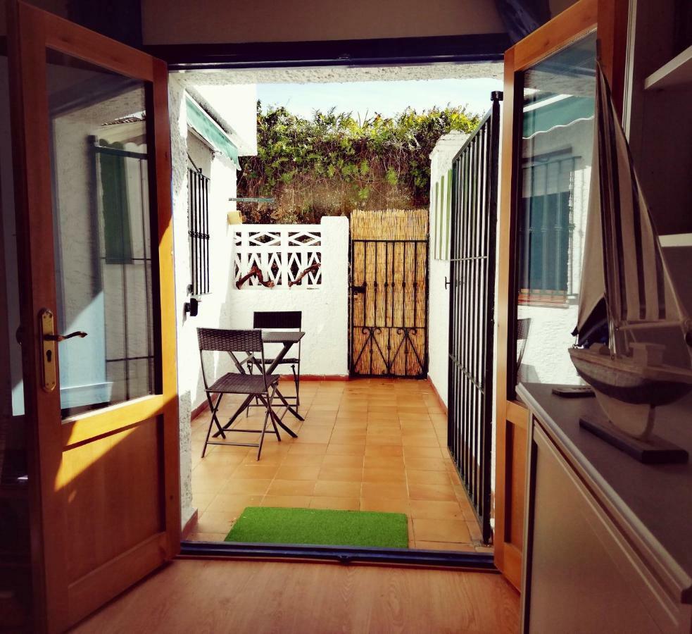 Apartamento La Muralla De リャネス エクステリア 写真